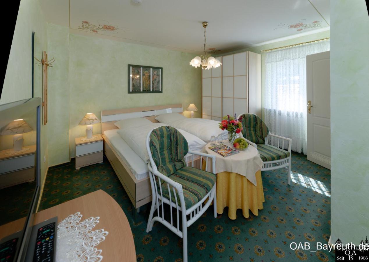 Hotel Garni Regina Goessweinstein Extérieur photo
